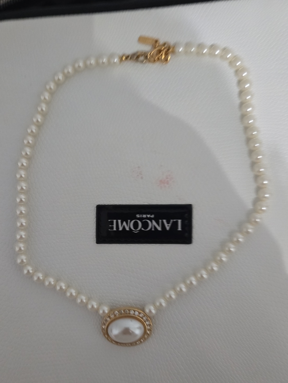 Lancôme Pearl Necklace with Gold Oval Pendant
